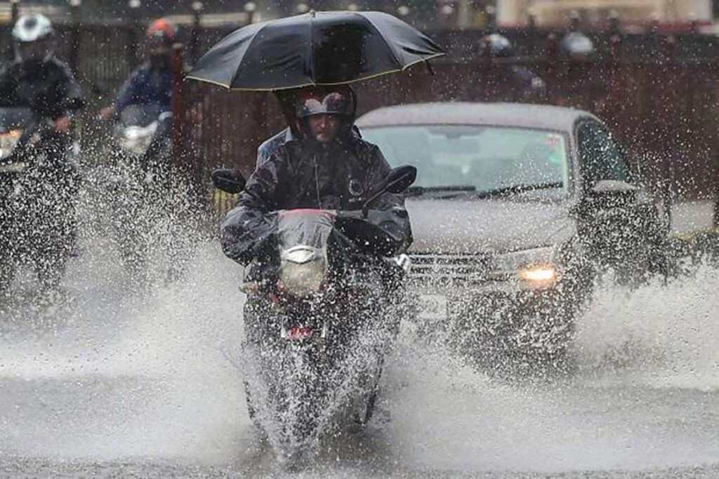 අදත් දිවයිනේ තැනින් තැන වැසි