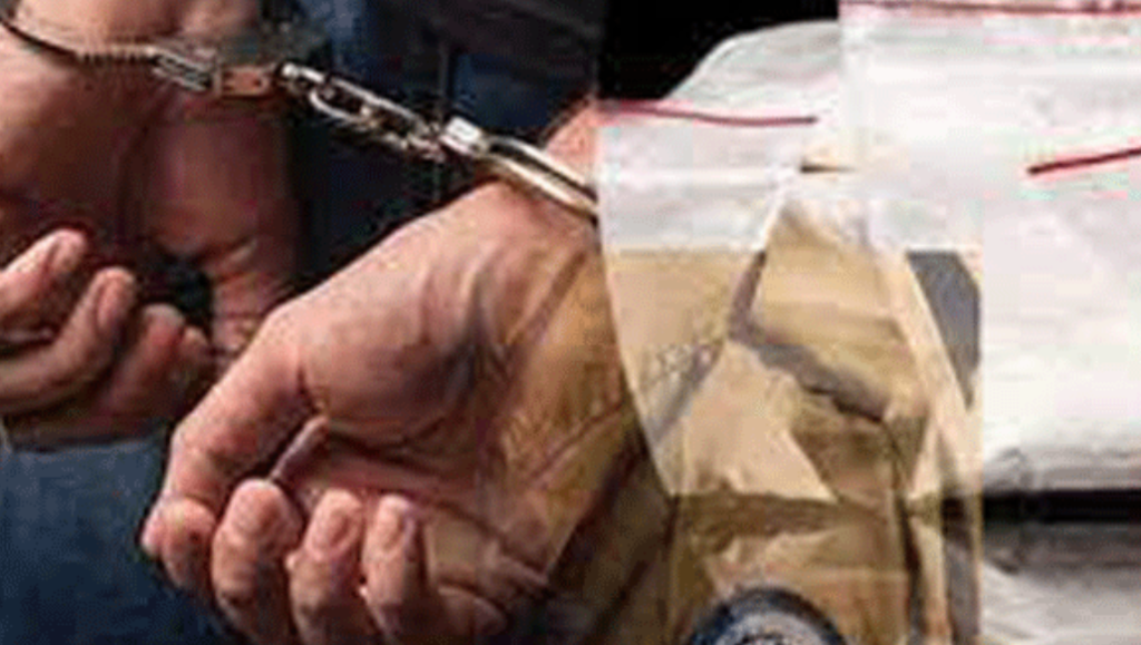 කුඩු පැකට් 34ක් සමග දෙයියන්දර පොලිස් කොස්තාපල් අත්අඩංගුවට