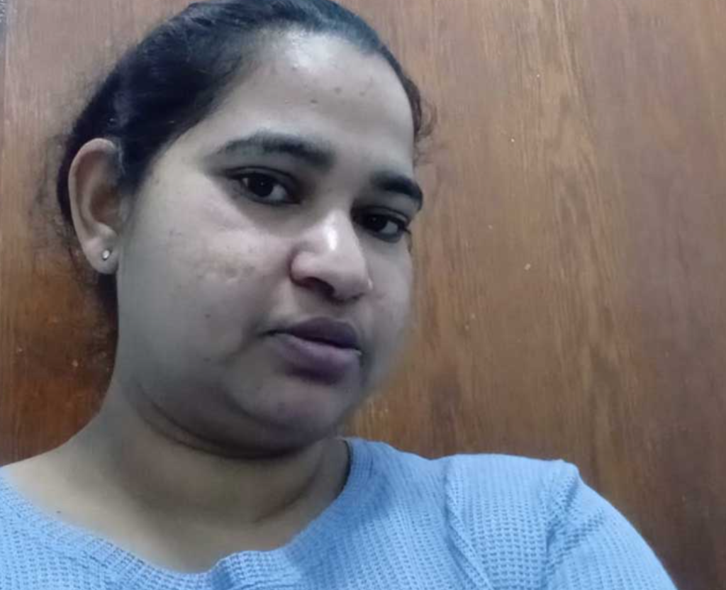 කන්නත් නෑ: බොන්නත් නෑ: කාමරයකට දාලා දස වද දෙනවා