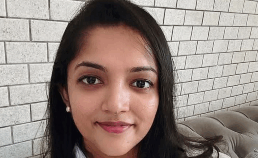 බසයෙන් වැටුණු වෛද්යවරිය දින 14කට පසු මරුට