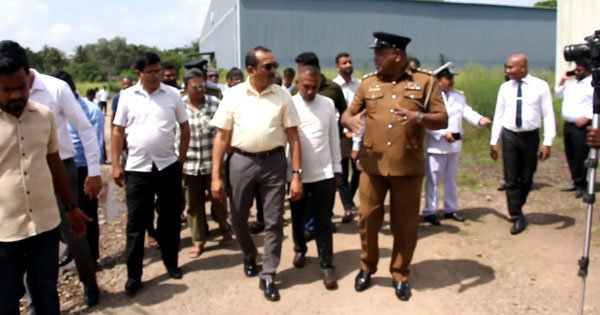 බහු මාධ්ය සැපයුම් මධ්යස්තානය ඇමතිගේ නිරීක්ෂණයට