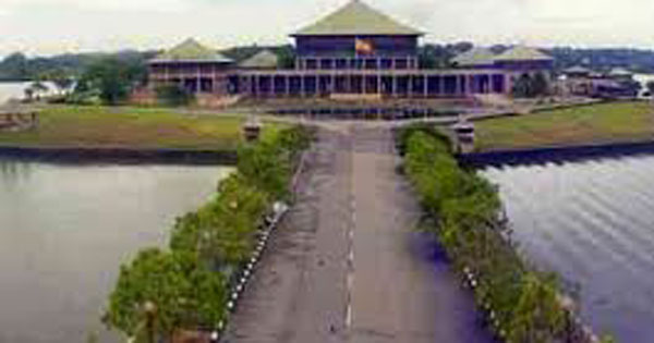 මැතිසබයේ ලොකු සෝදිසියක්