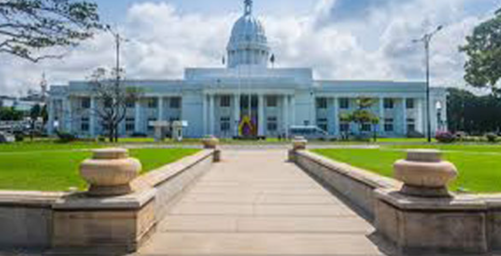 කොළඹ පුර සබේ දූෂණ හොයන කොමිසමට පැමිණිලි බාර ගනියි